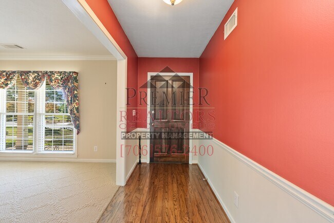 Foto del edificio - 2335 Nottingham Dr