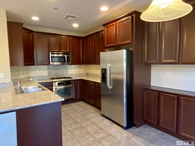 Foto del edificio - 1801 Wind Ranch Rd