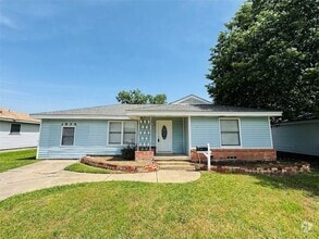 Building Photo - 1525 Caldwell Dr