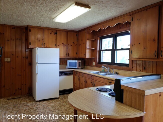 Building Photo - 3 br, 1 bath House - 4368 Little Mountain Rd