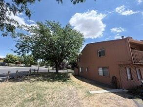 Building Photo - 575-28 1/2 28 1/2 Rd