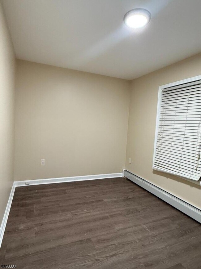 Foto del edificio - 90 Governor St