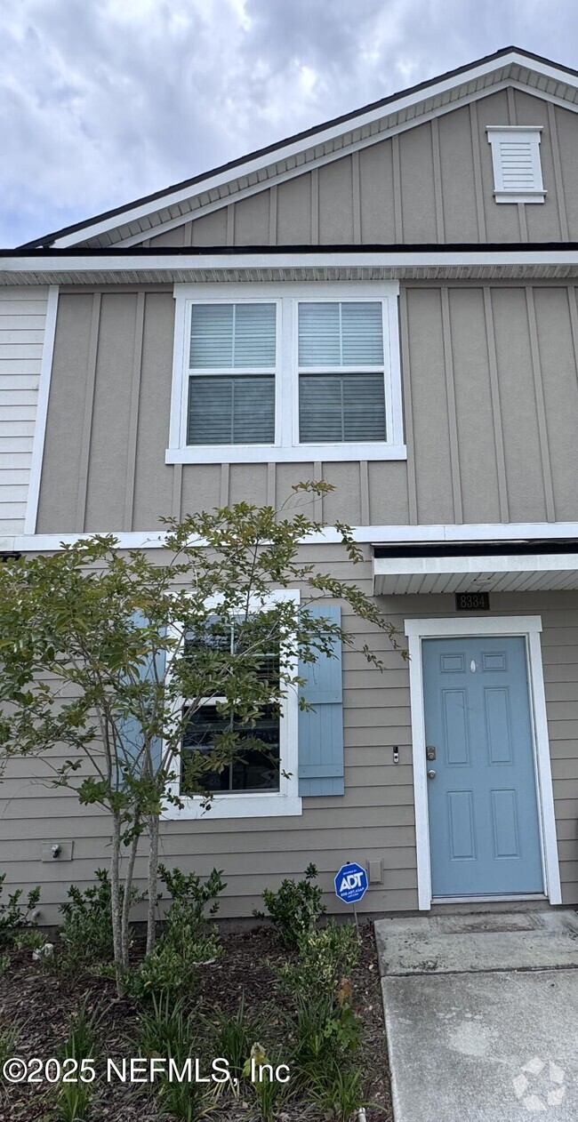 Building Photo - 8334 Zenith Cir