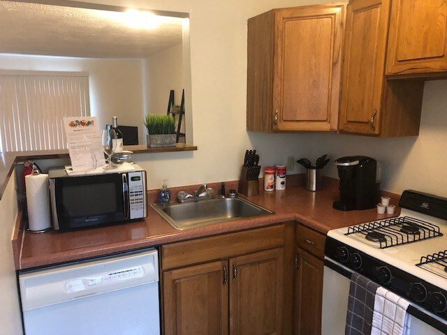 Foto del edificio - 3827 Railroad Ln
