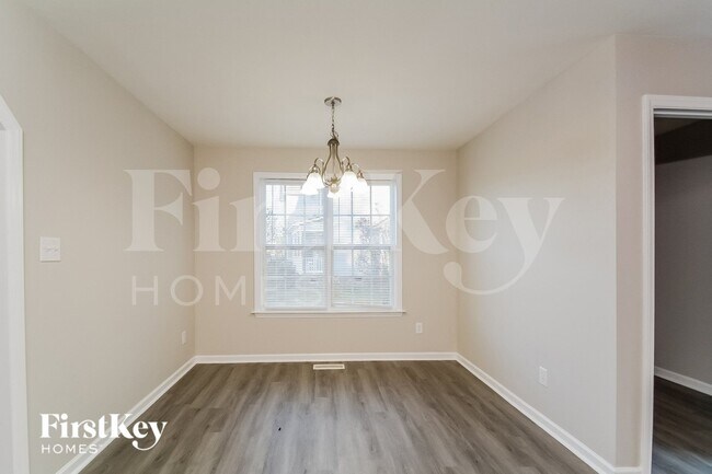 Foto del edificio - 214 Sunset Pointe Dr