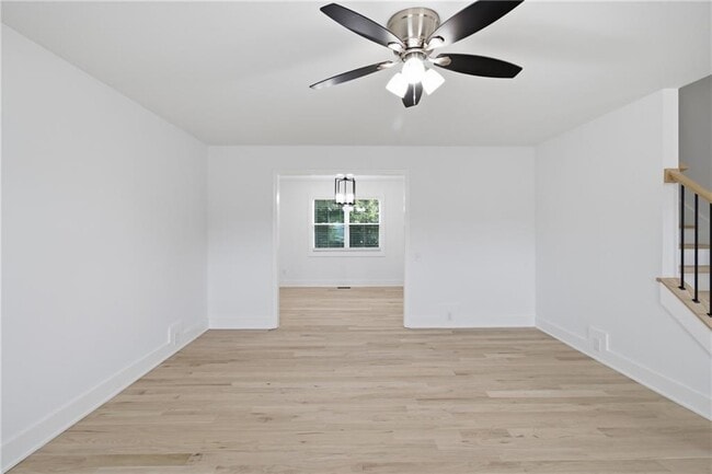 Building Photo - 230 Pinebridge Ct