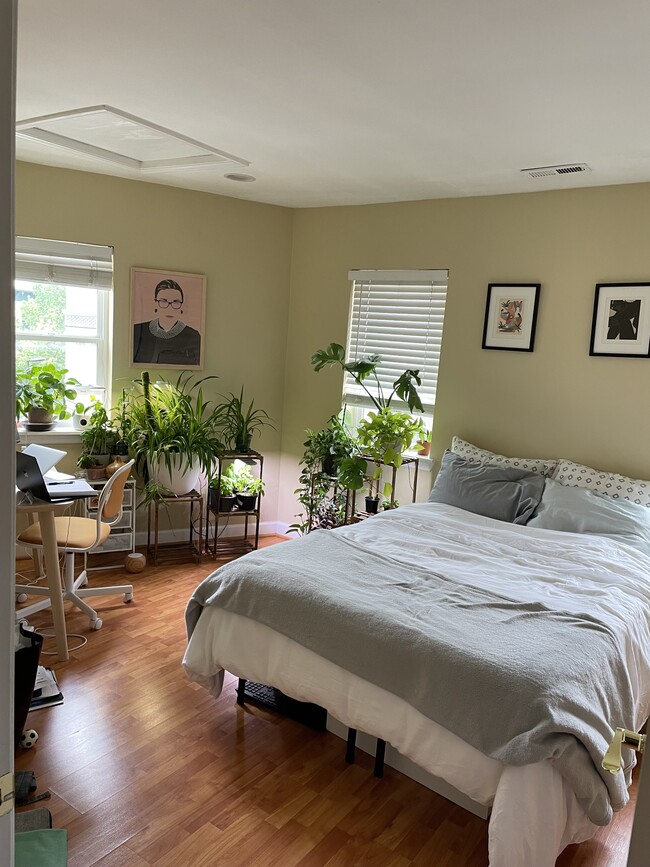Foto del edificio - 1840 6th St NW
