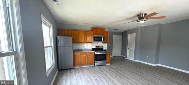 Foto del edificio - 2211 W Tioga St