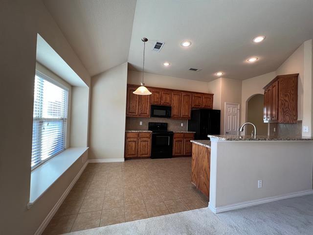 Building Photo - 1212 Red Dr