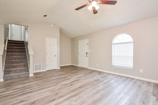 Foto del edificio - 3509 Mosswood Ln
