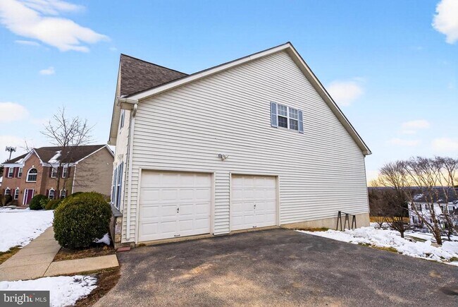 Foto del edificio - 2002 Archer Ct