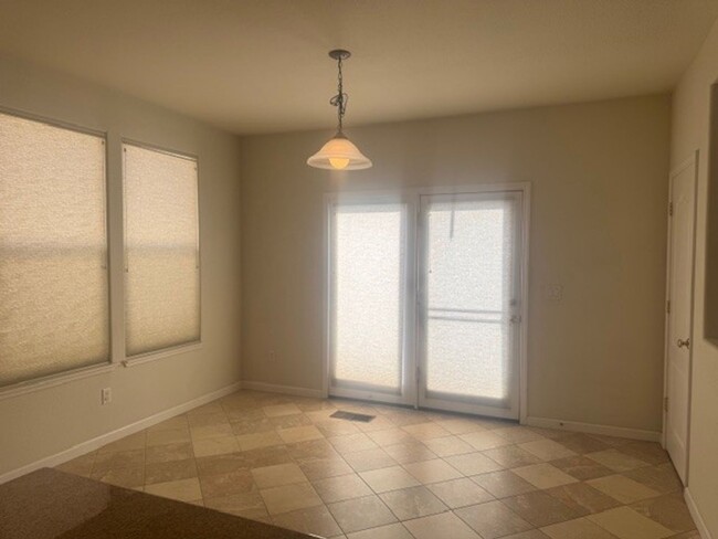 Foto del edificio - Wingfield Springs Two Bedroom with Sepa...