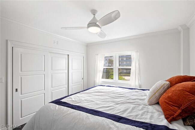 Foto del edificio - 240 Seaview Ct