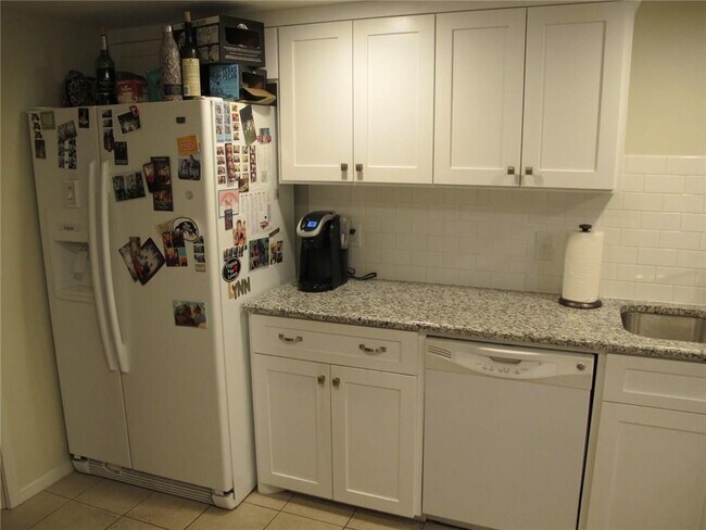 Foto del edificio - 6905 Thorncliffe Dr