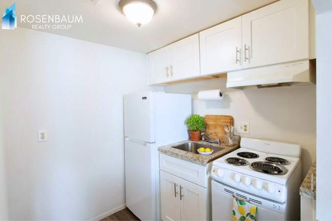 Foto del edificio - 9230 N 6th St