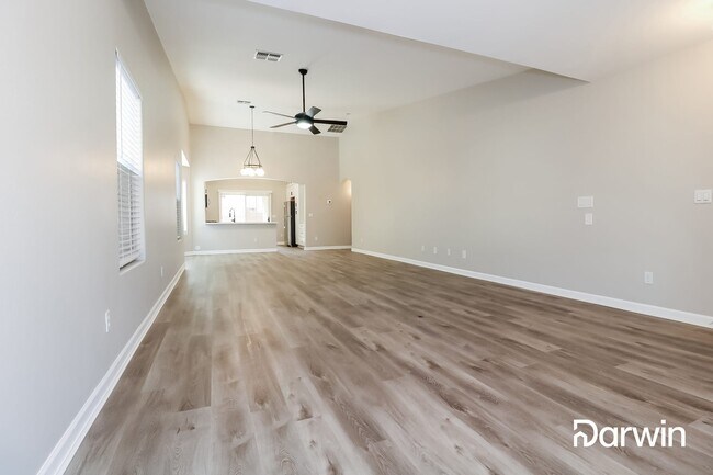 Building Photo - 7225 W Crown King Rd, Phoenix, AZ 85043