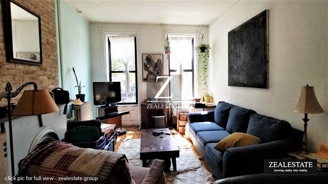 Foto del edificio - 304 5th Avenue