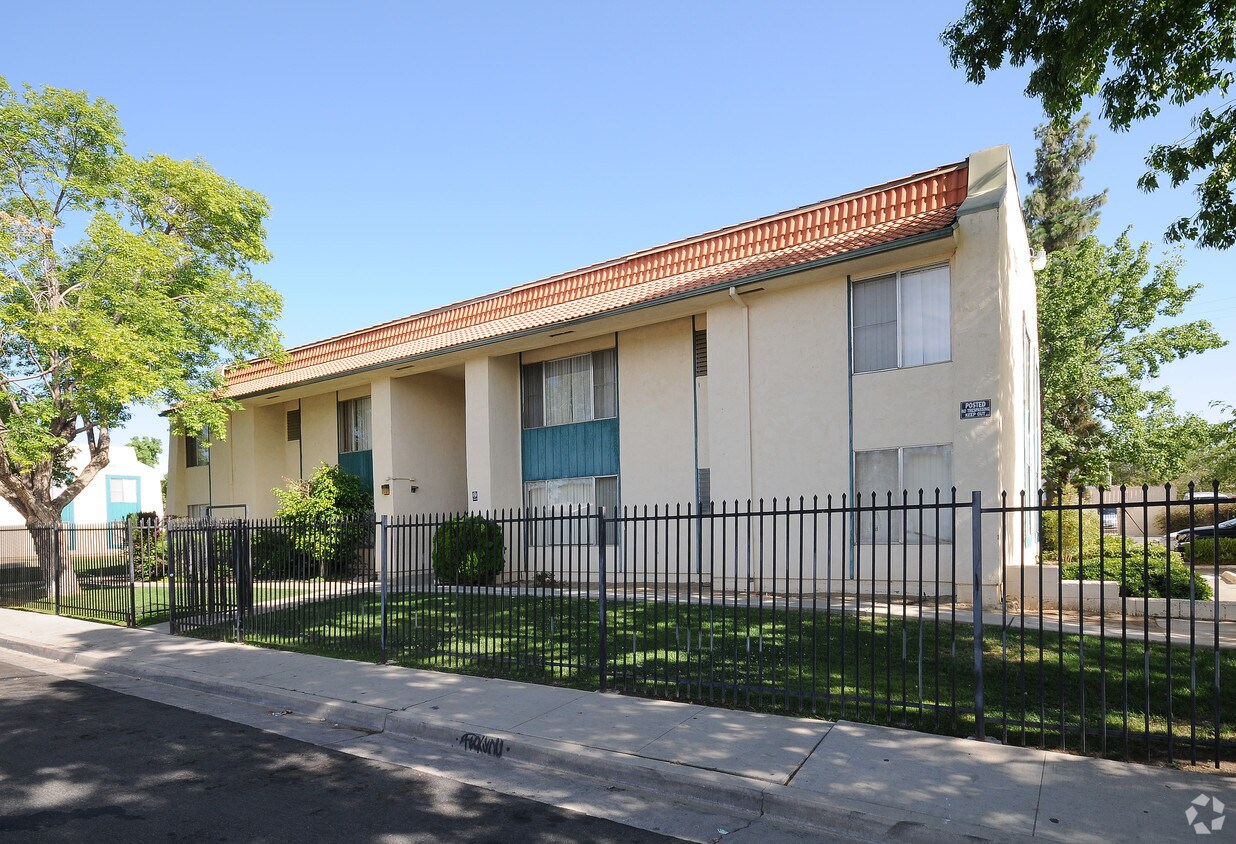 Primary Photo - Agua Terrace Apartments