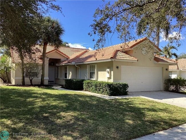 Building Photo - 3900 Riverside Way