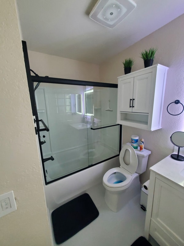 Foto del edificio - 22956 Scribner Dr