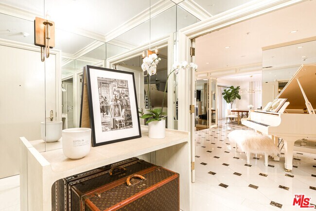 Foto del edificio - 10580 Wilshire Blvd