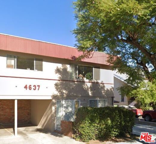 Primary Photo - 4637 Russell Ave