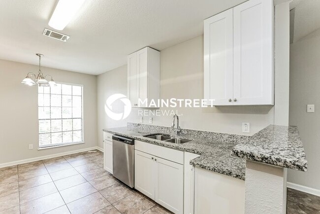 Building Photo - 3 Bedroom Pet-Friendly Home in Houston, TX...