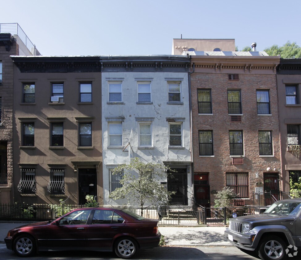 Foto del edificio - 466 State St