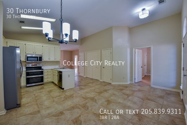 Building Photo - 30 Thornbury-