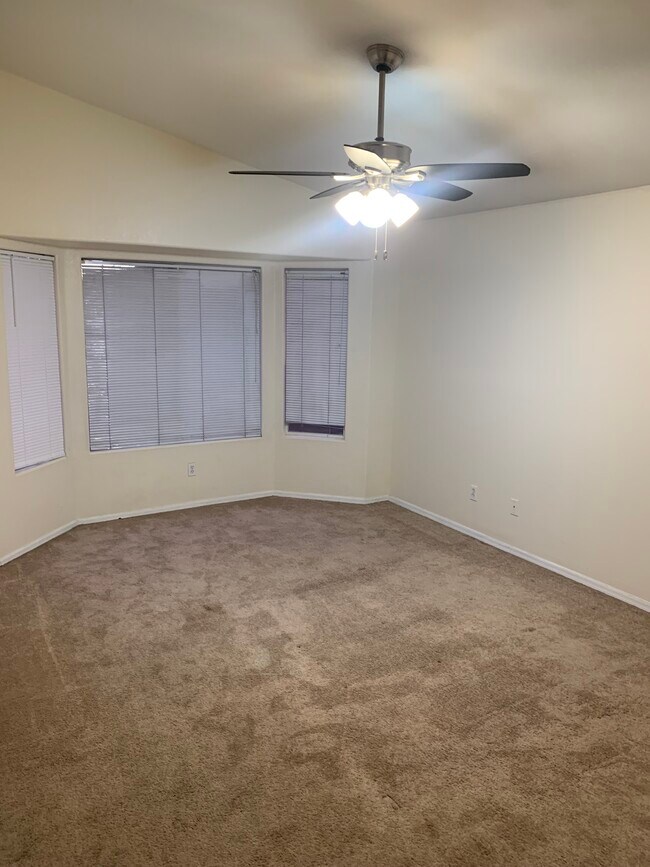 Spacious Master Bedroom - 8543 W Shaw Butte Dr