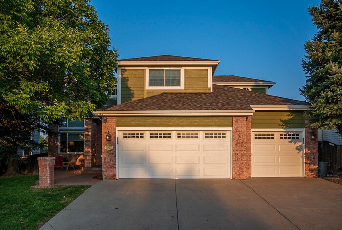 Primary Photo - Charming 5 beds 4 baths in Highlands Ranch!