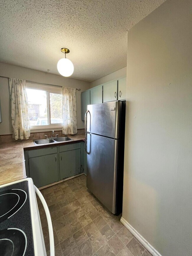 Photo du bâtiment - 3 bedroom in Prince George BC V2L 2E7