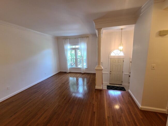 Building Photo - 2153 Wolftrap Ct