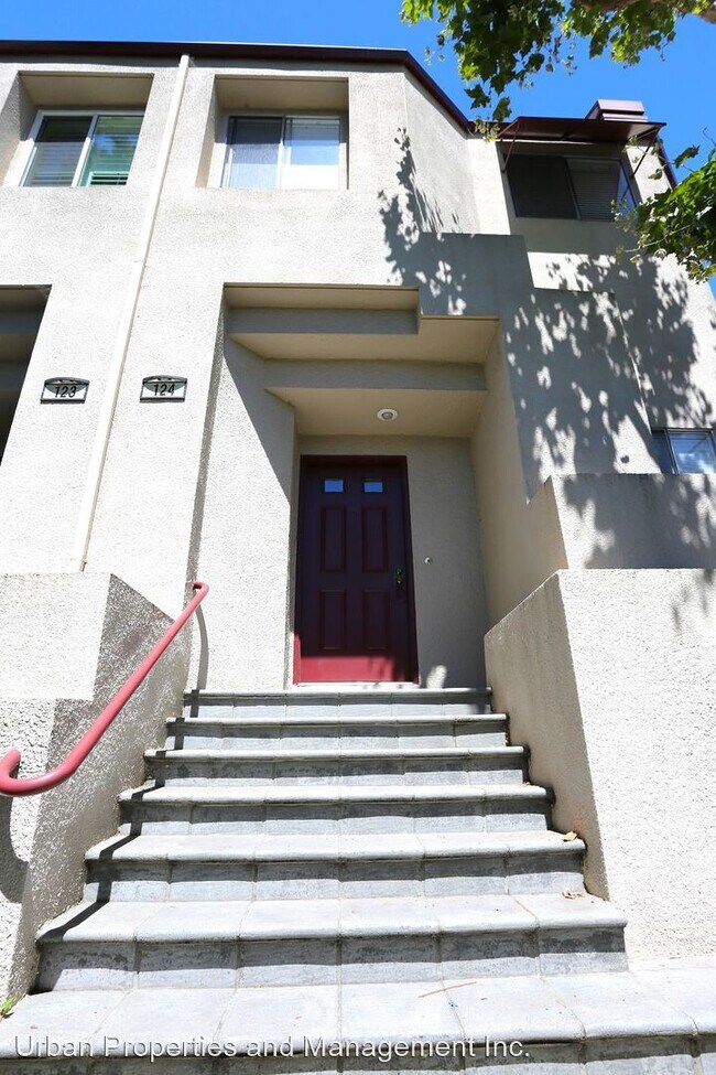 Foto del edificio - 2 br, 2.5 bath House - 124 Cityhomes Lane