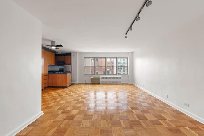 Foto del edificio - 155 E 38th St