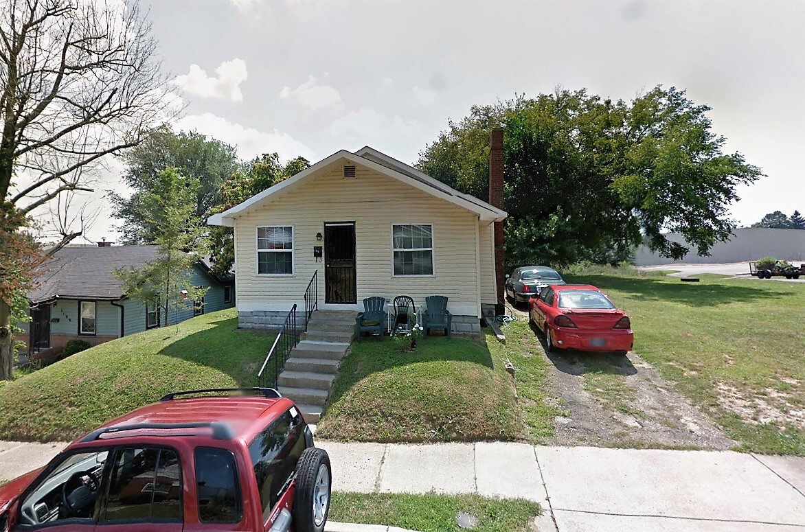 Primary Photo - 1425W 15th St
