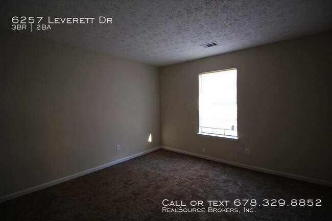 Building Photo - 6257 Leverett Dr - 3 beds, 2 full baths
