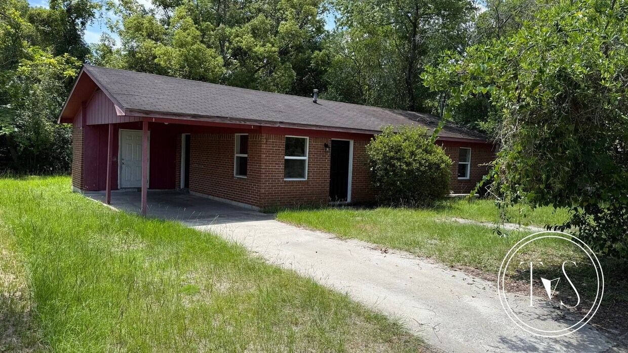 Primary Photo - RATE DROP ALERT! (was $1500/month)