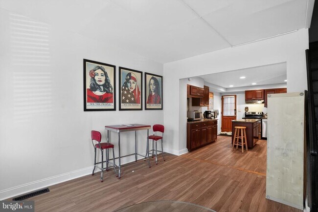 Foto del edificio - 2623 Emerald St