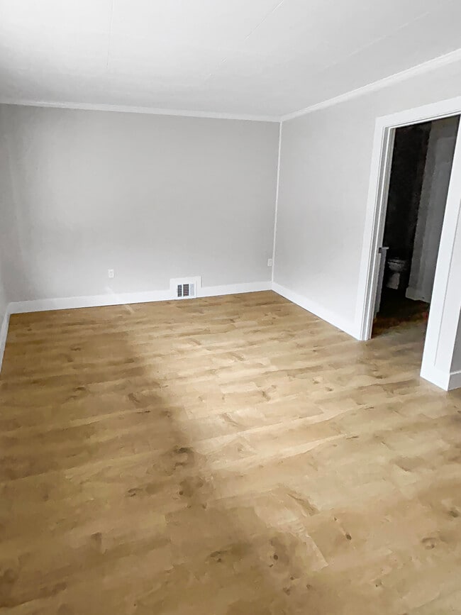 Building Photo - 500 S Mathilda St