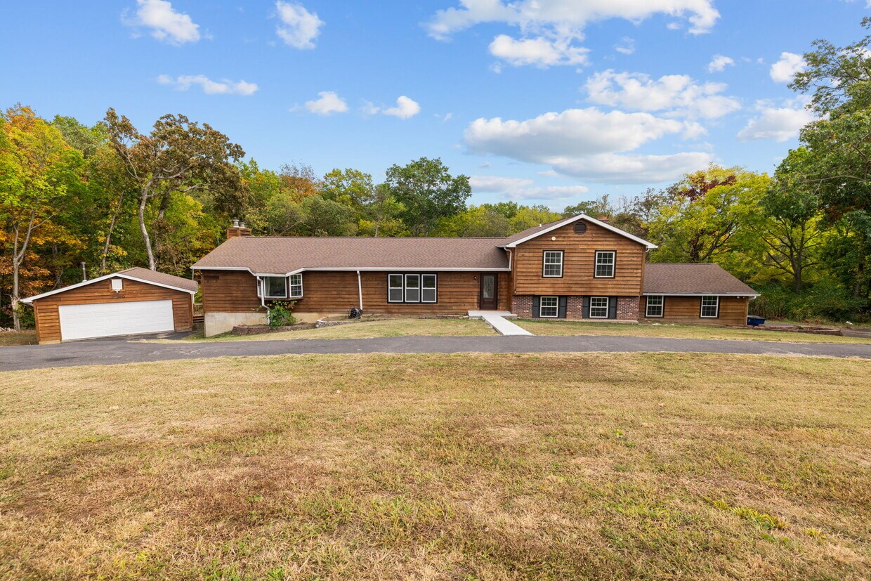 7050 Telegraph Rd, St. Louis, MO 63129 - House Rental in St. Louis, MO ...