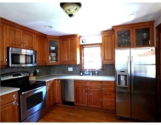 Building Photo - 102 Oak Ridge Dr