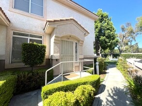 Building Photo - 1020 N Turner Ave