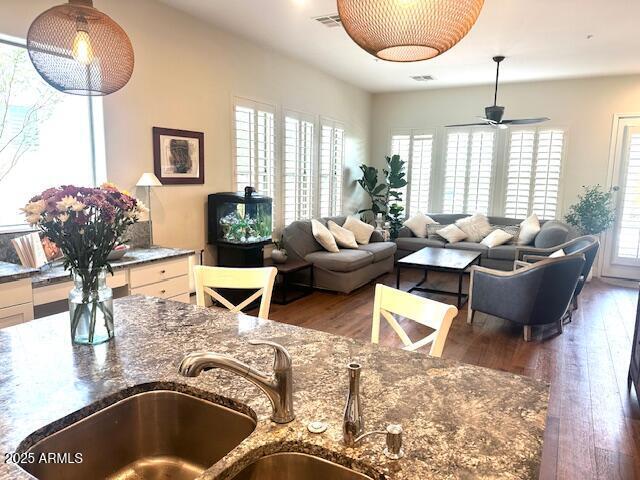 Foto del edificio - 18143 N 93rd St