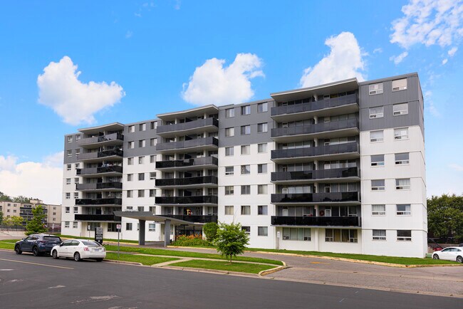 Building Photo - 190 Nonquon