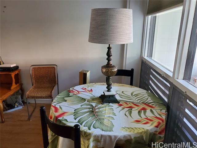 Foto del edificio - 425 Ena Rd