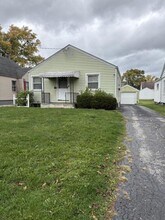 Building Photo - 830 Cambridge Ave Building Photo - 830 Cambridge Ave