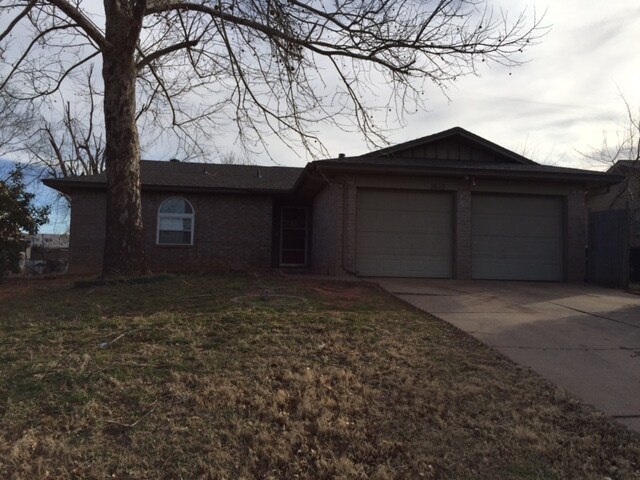 Primary Photo - 2612 SE 50th St