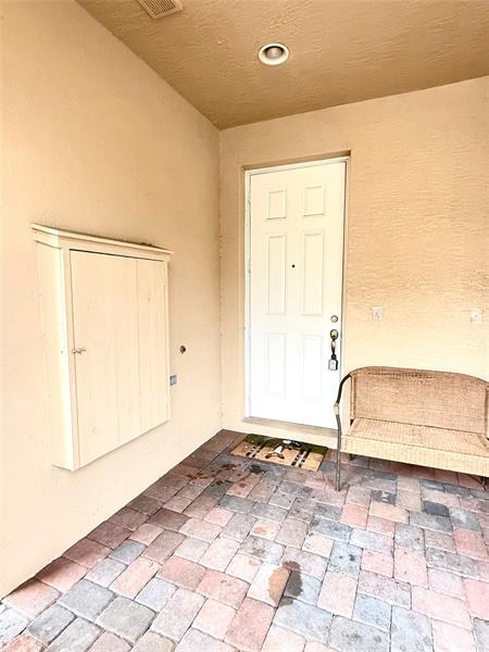 Building Photo - 4804 Sawgrass Breeze Dr