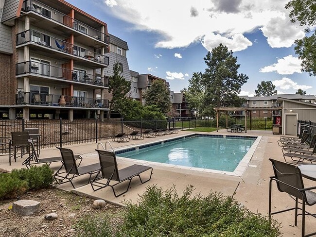 Building Photo - Meridian at Cherry Creek